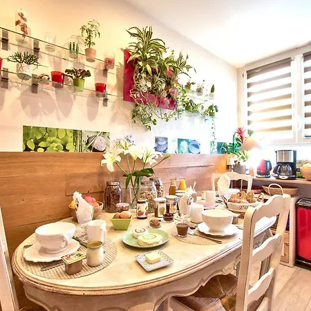 Frühstückspension Naturalbnb - D'hotes Bios, Ethiques - Au Calme, Confort Dans Fermee - Parking Gratuit, Securise - Garage Velos Et Motos - Offert Super Petit Dejeuner Local Et Bio Sucre Sale *