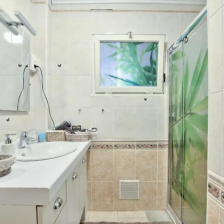 Naturalbnb - D'hotes Bios, Ethiques - Au Calme, Confort Dans Fermee - Parking Gratuit, Securise - Garage Velos Et Motos - Offert Super Petit Dejeuner Local Et Bio Sucre Sale